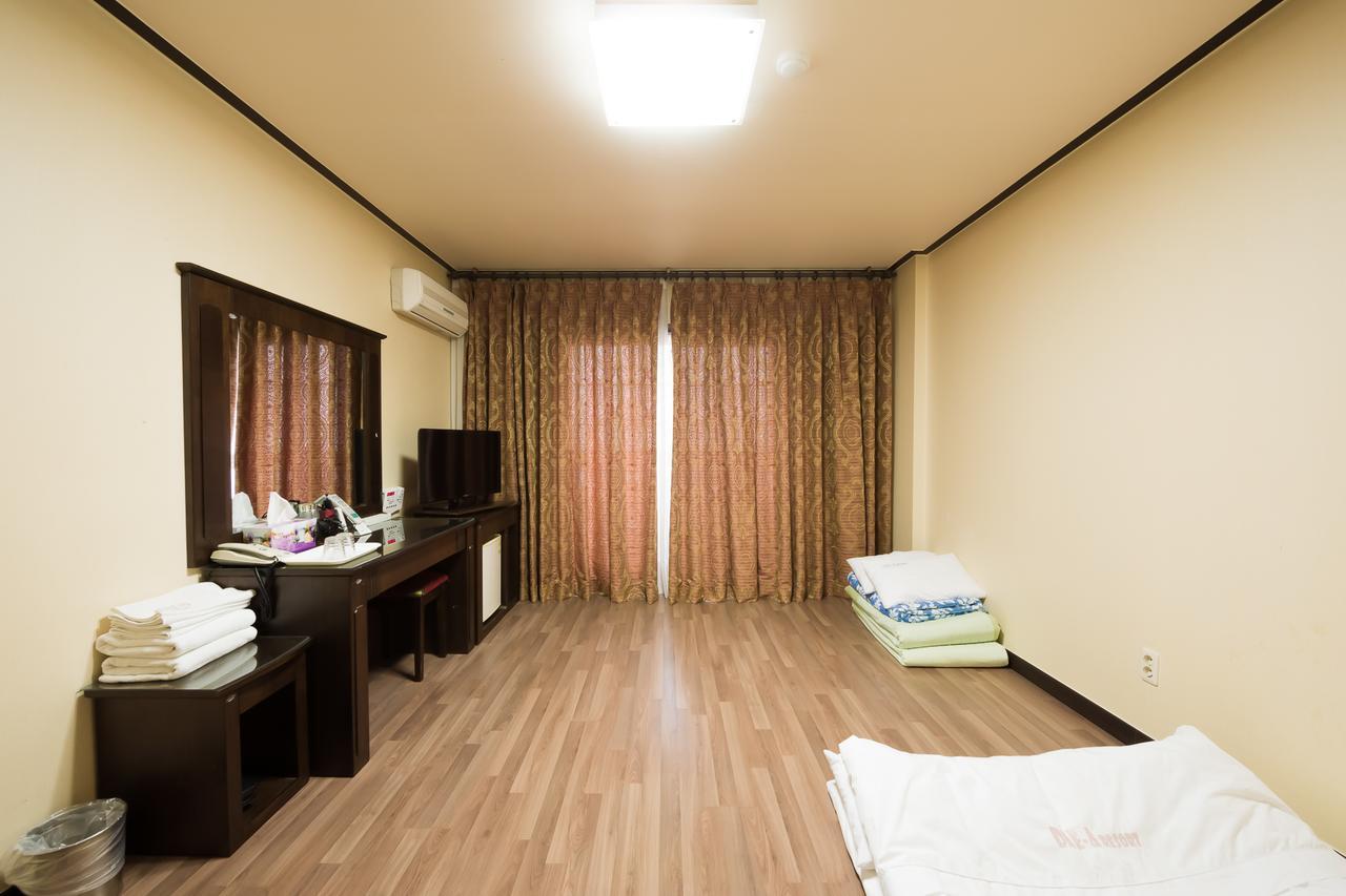 Daea Ulleung Resort Bagian luar foto