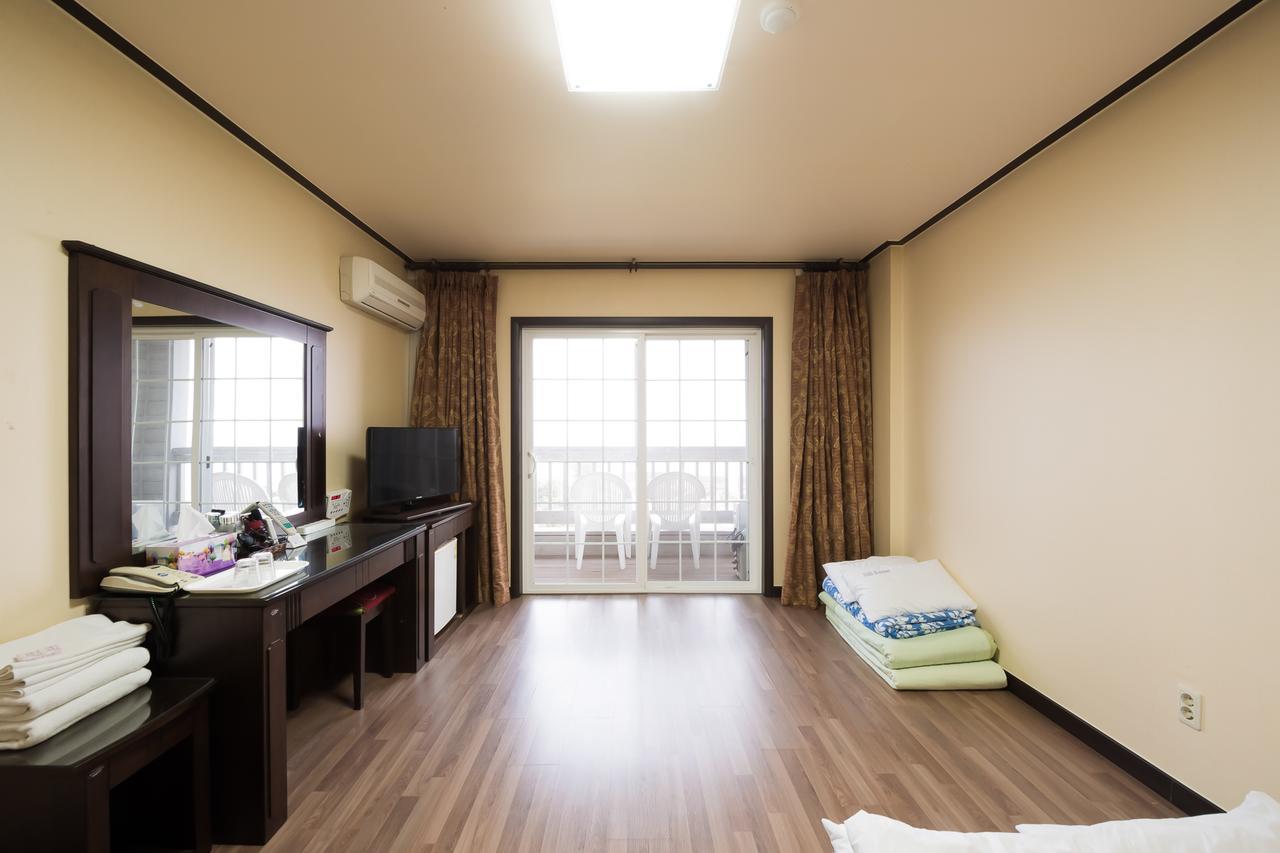 Daea Ulleung Resort Bagian luar foto