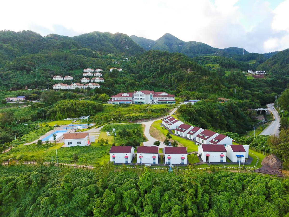 Daea Ulleung Resort Bagian luar foto