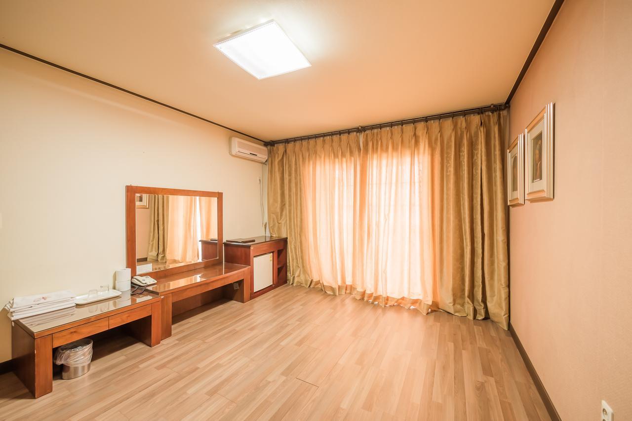 Daea Ulleung Resort Bagian luar foto